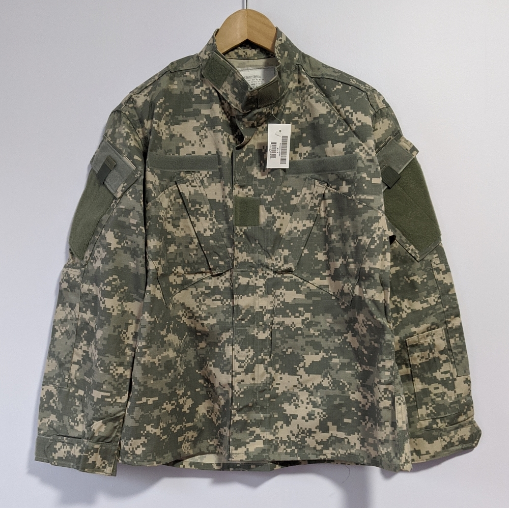 U.S. ARMY Combat Uniform Digital Camo Jacket